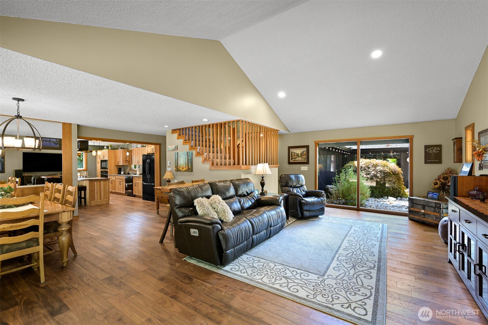 3504 Loomis Trail Road