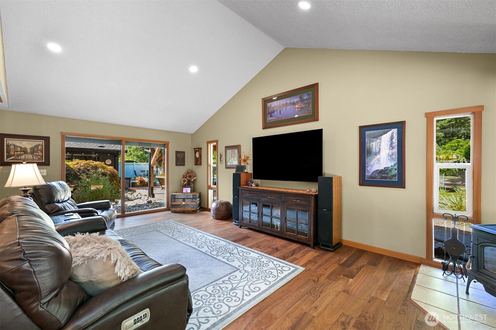 3504 Loomis Trail Road