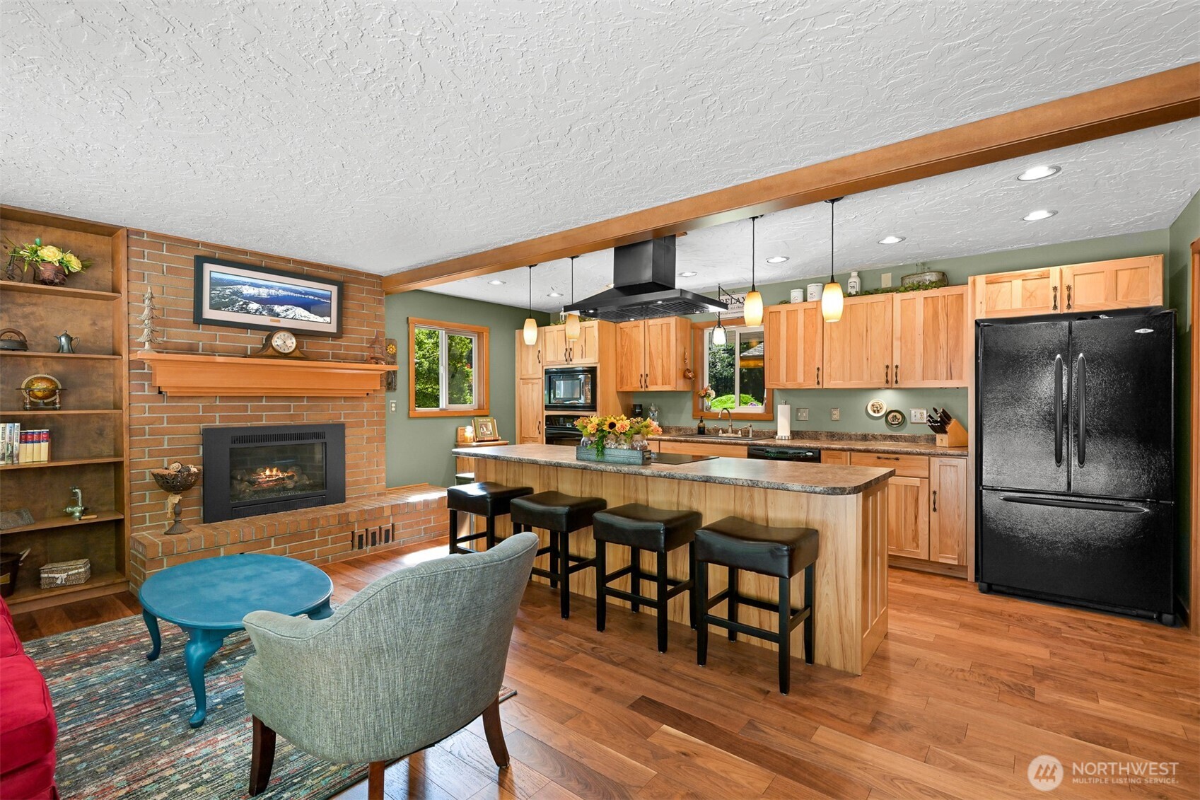3504 Loomis Trail Road