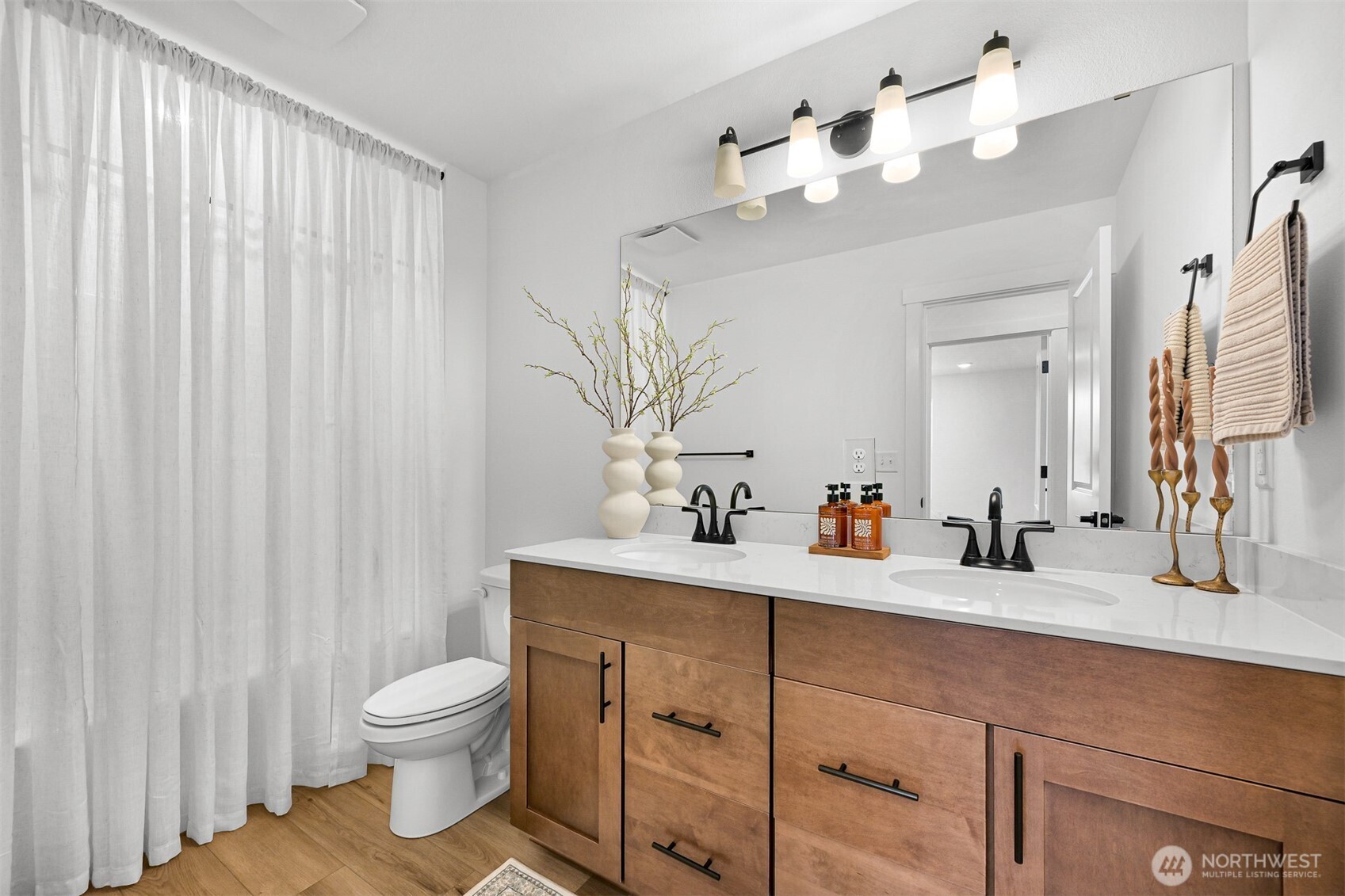 2407 Barn Door Court
