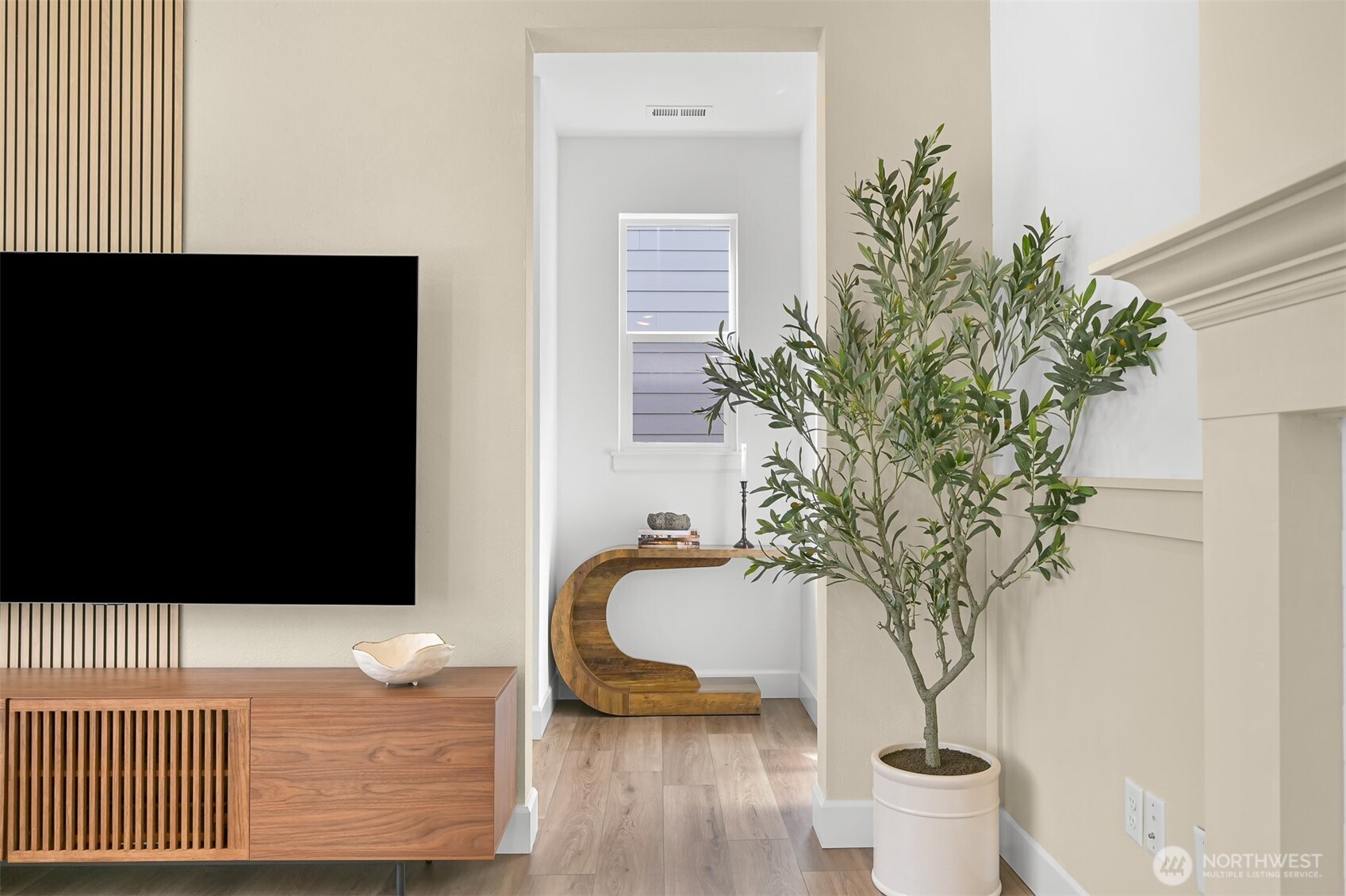 2407 Barn Door Court