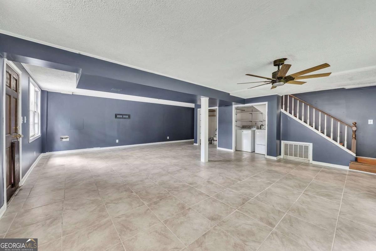178 Castleair Drive NE