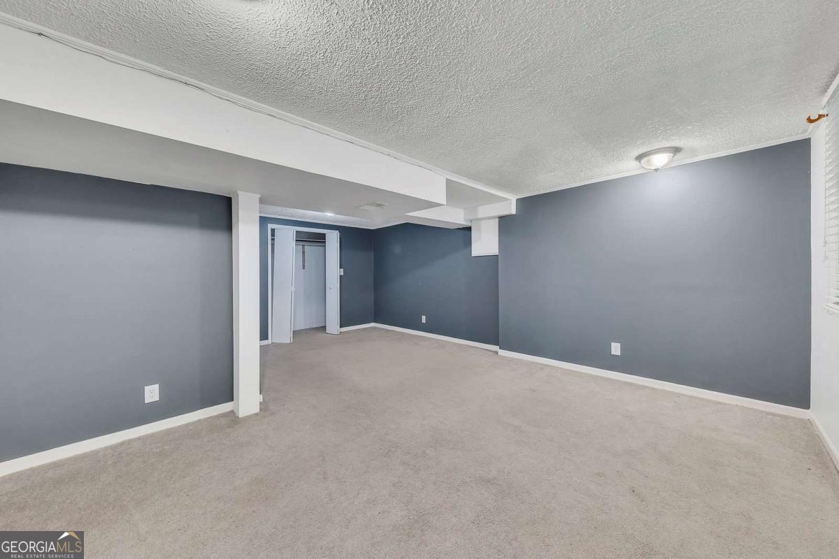 178 Castleair Drive NE