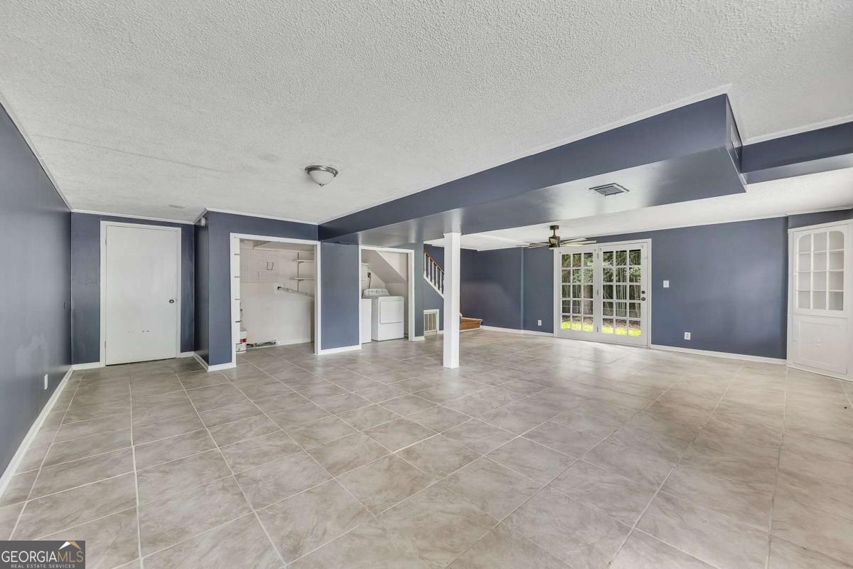 178 Castleair Drive NE