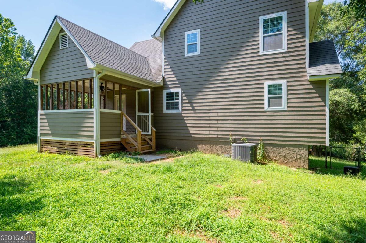 40 Stratford Drive