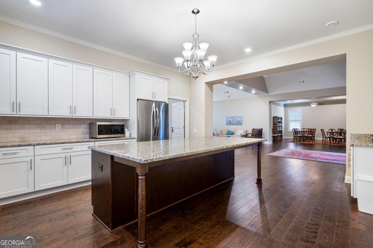 120 Cedarcrest Village Court