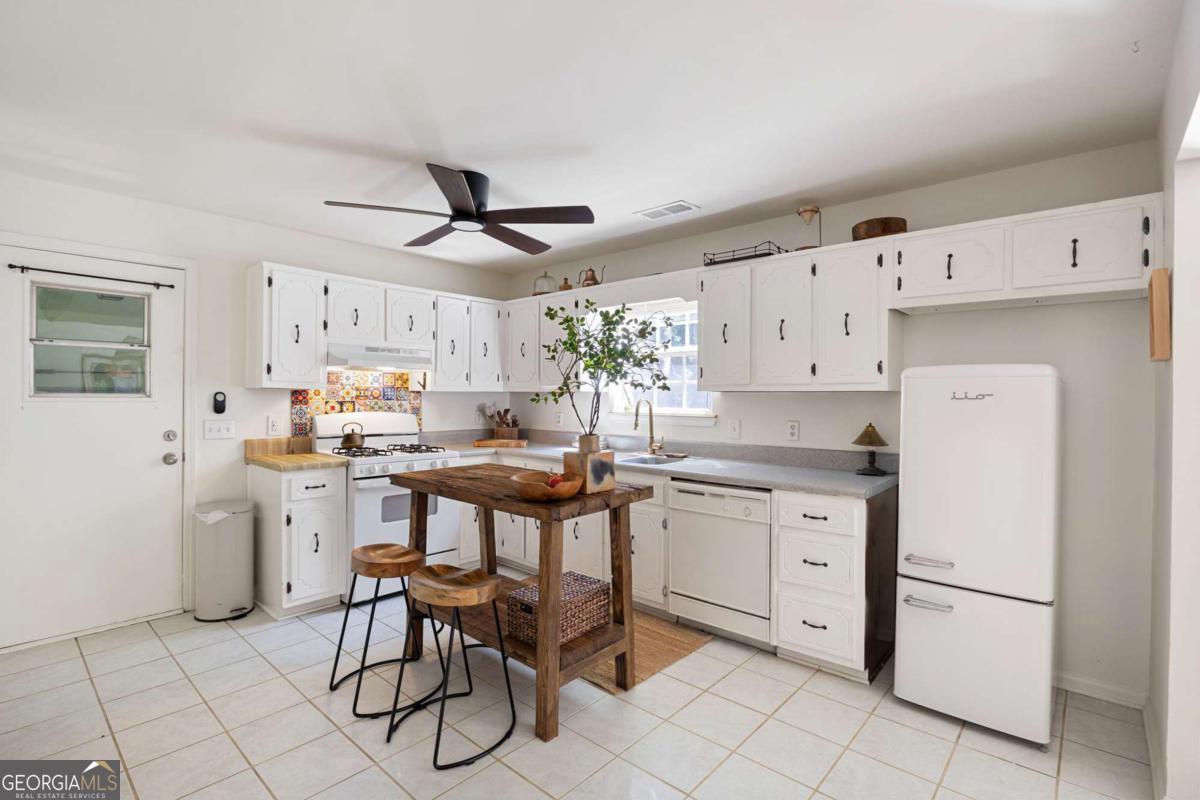 3288 Pilgrims Court