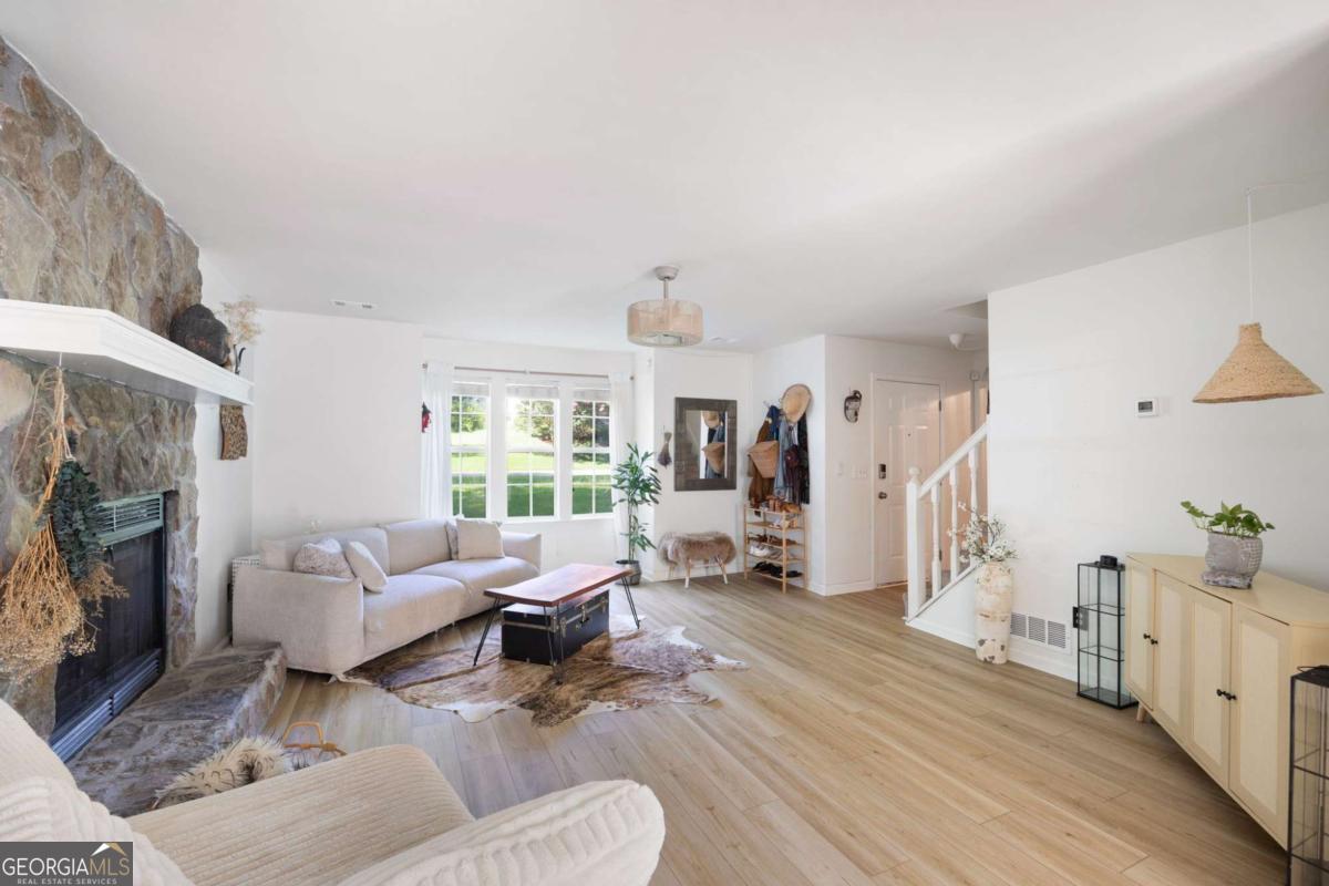 3288 Pilgrims Court