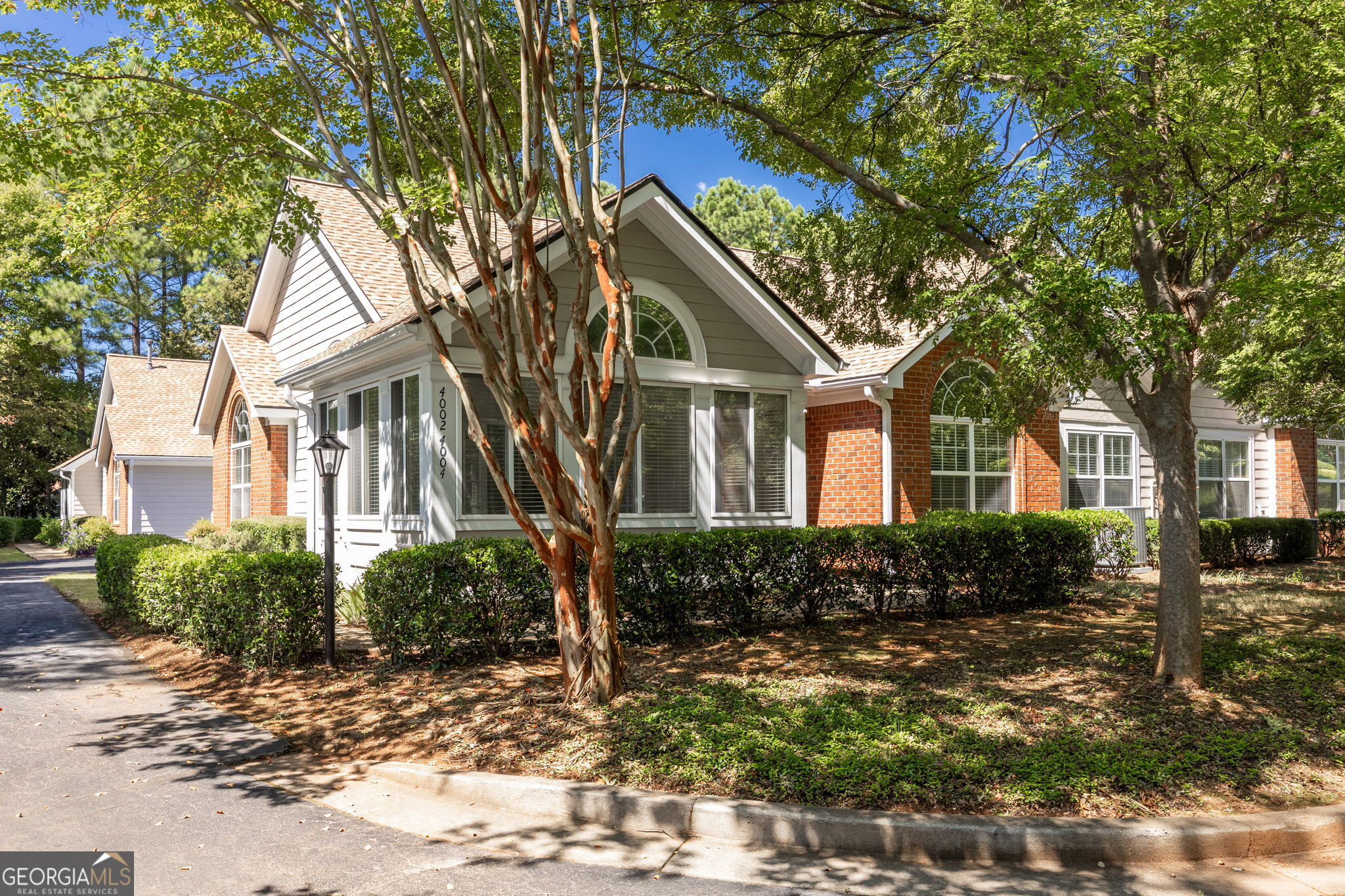 4002 VINEYARDS Lane # 27