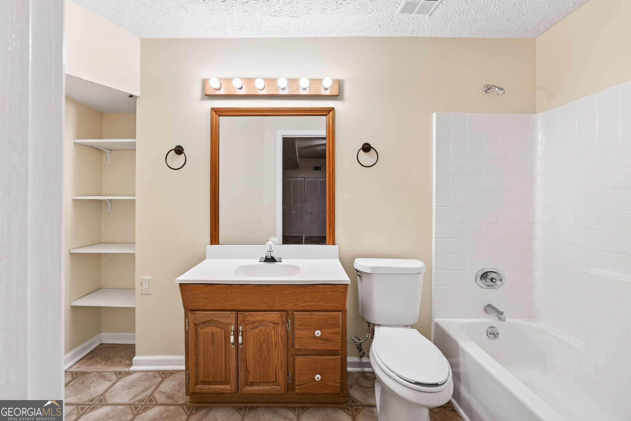 1479 Crooked Tree Circle
