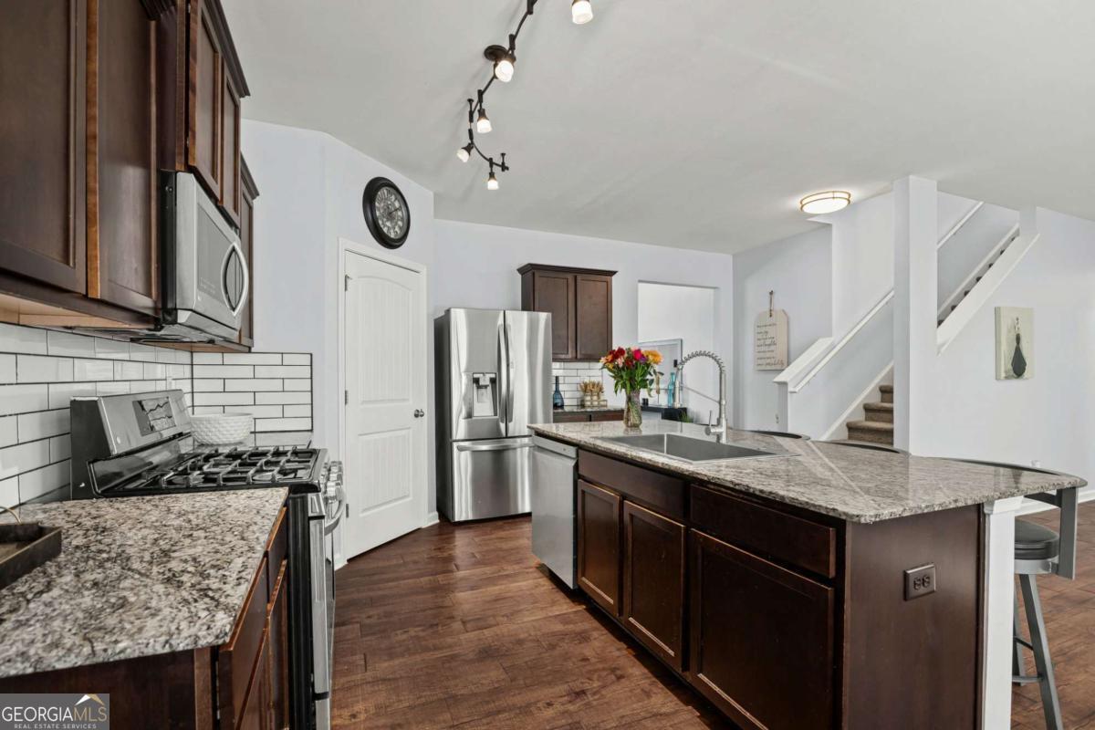 104 Woodbridge Trail