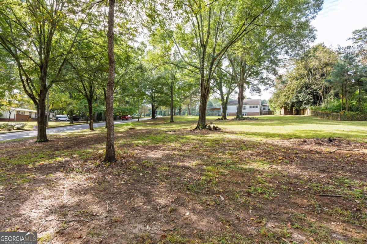 1676 Veterans Memorial Highway SW