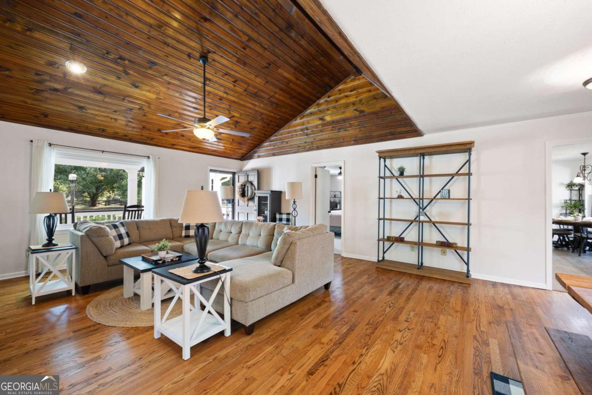 4310 Double Springs Road SW