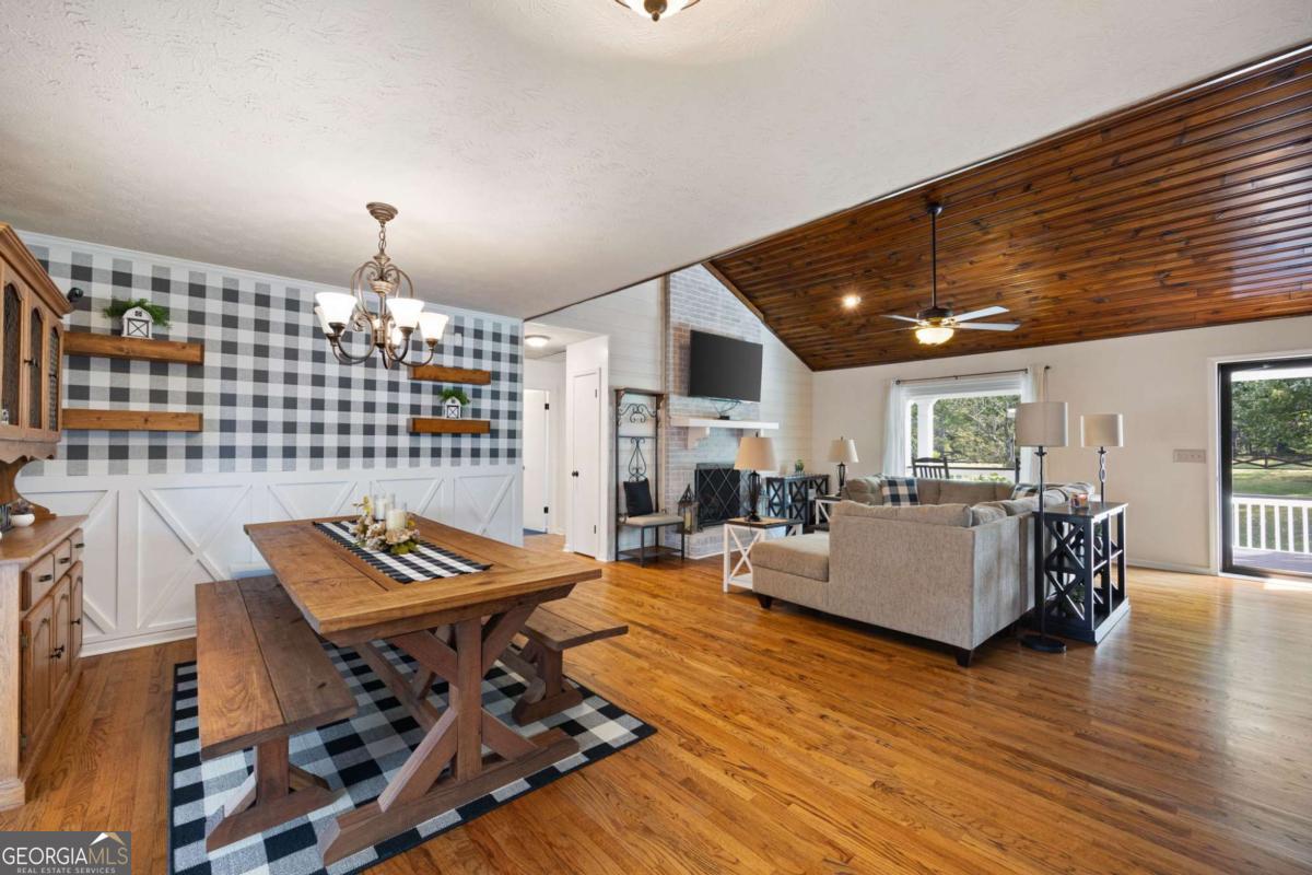 4310 Double Springs Road SW