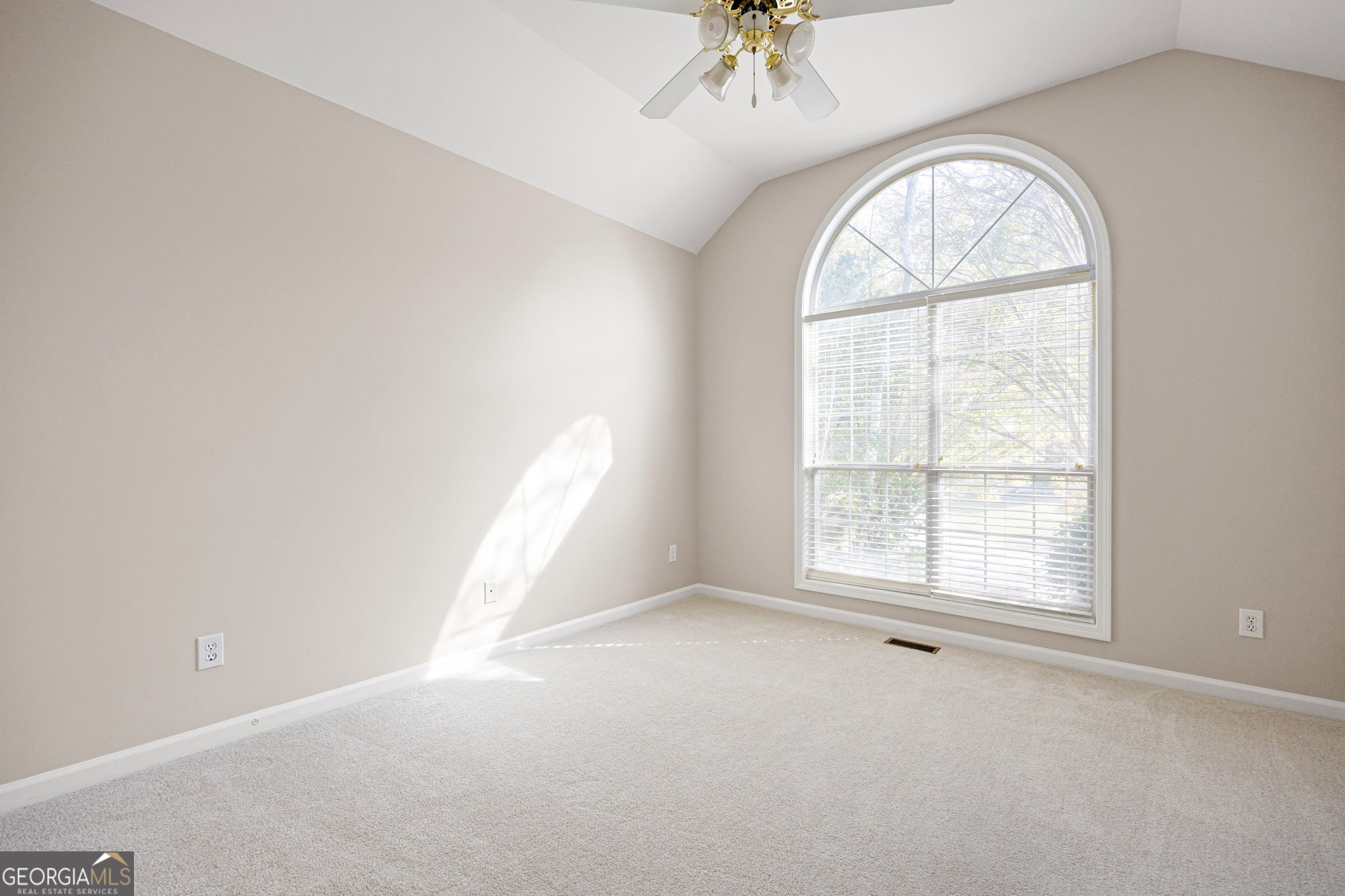 1945 Seymour Drive NW