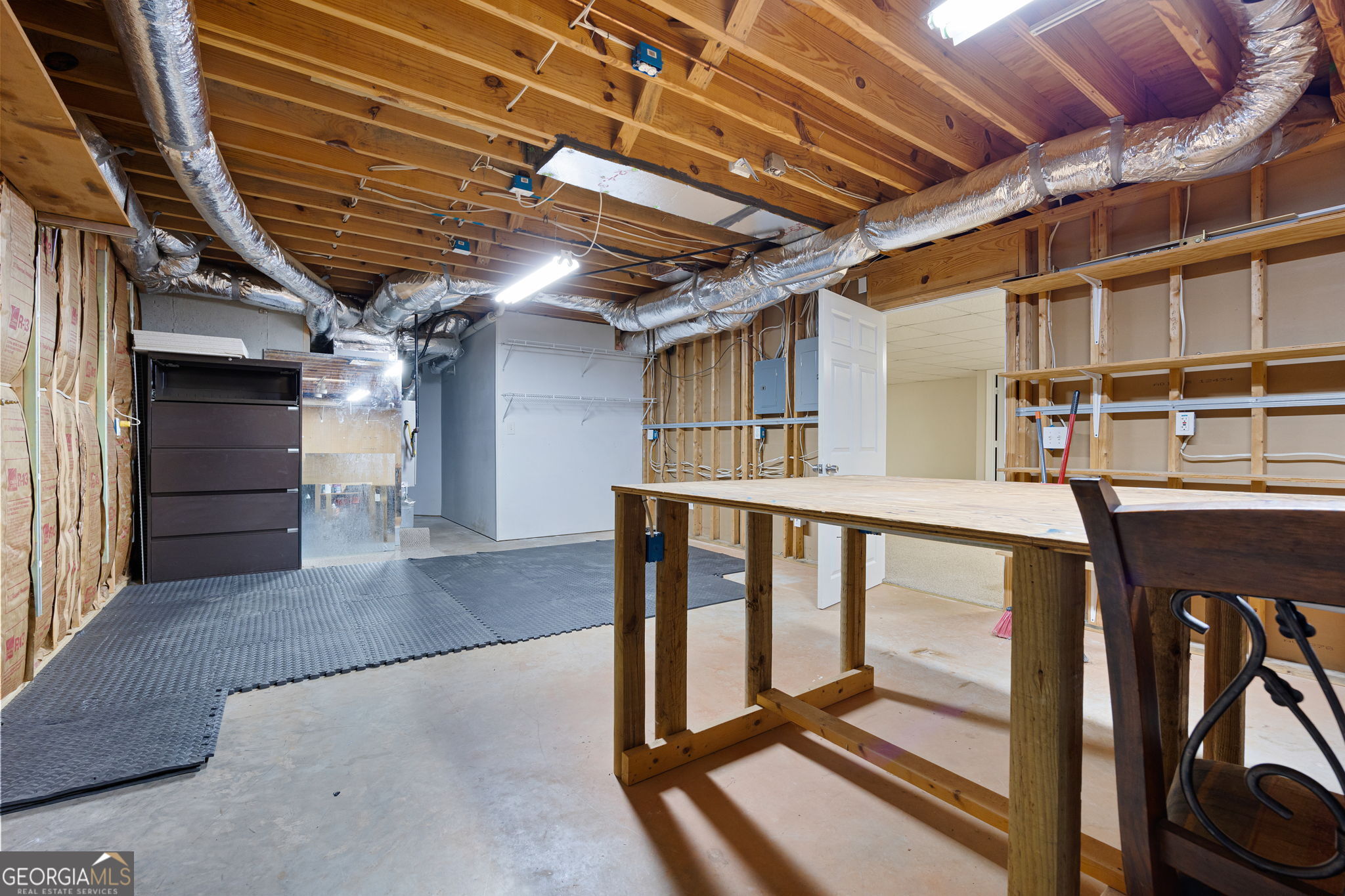 1945 Seymour Drive NW