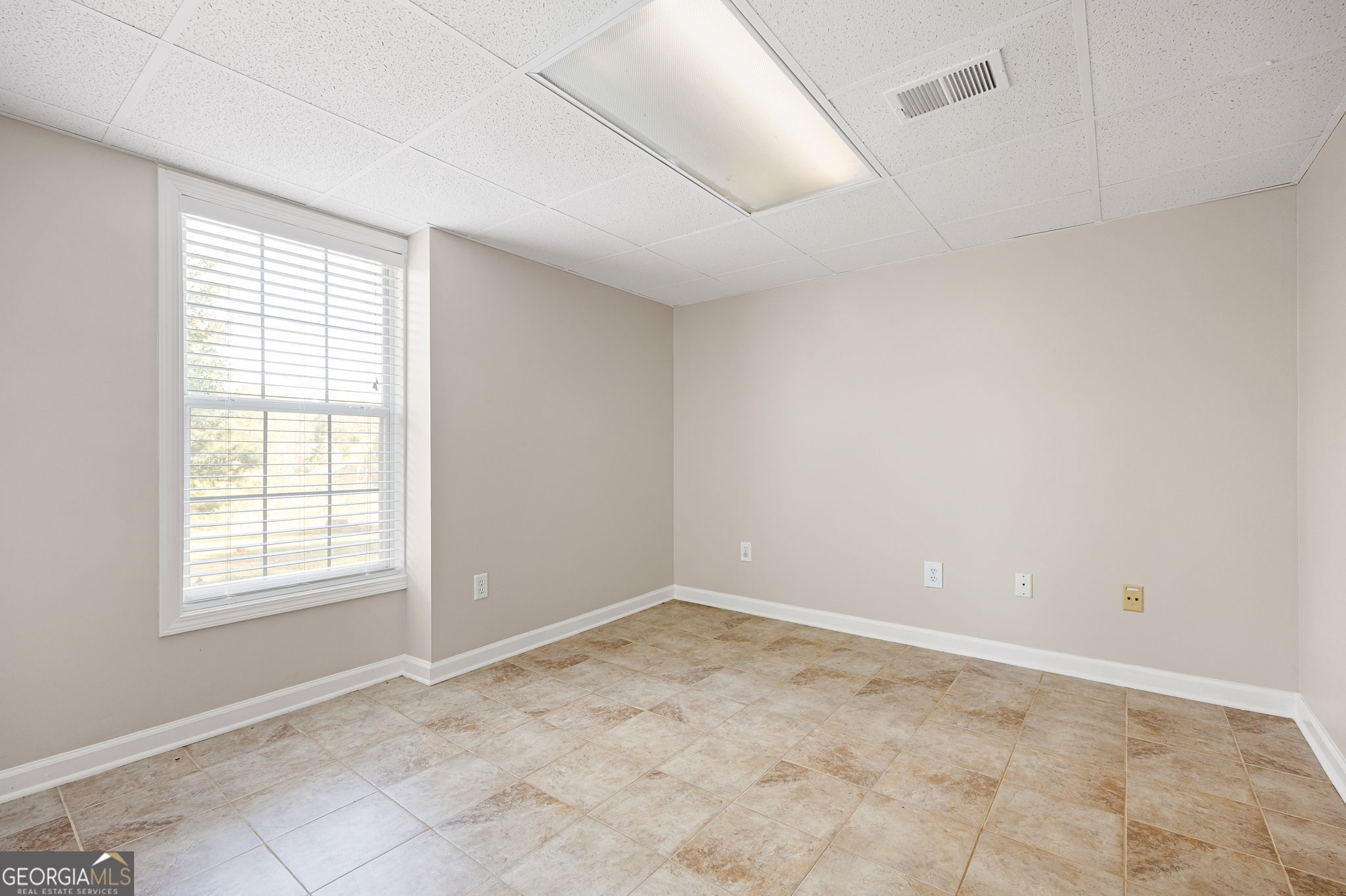 1945 Seymour Drive NW