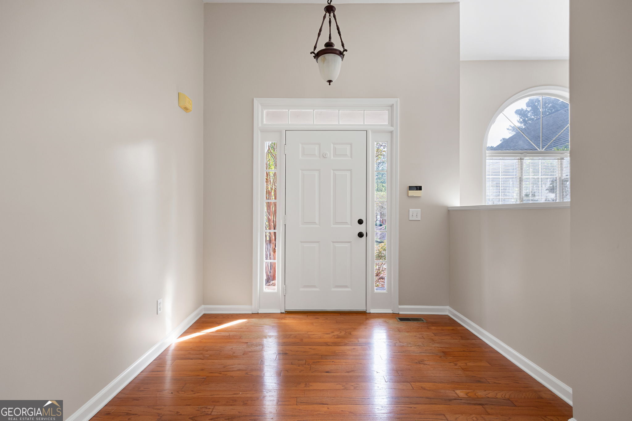 1945 Seymour Drive NW