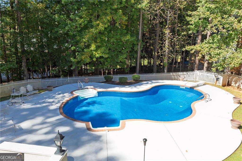 5200 Old Mountain Court NW, Powder Springs