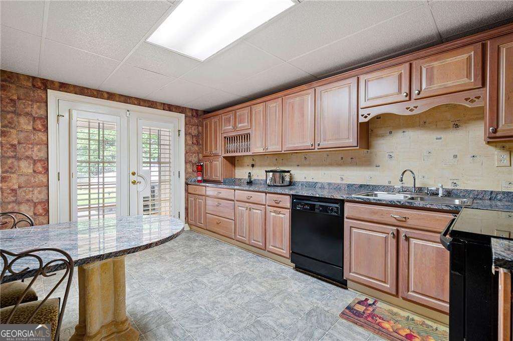 5200 Old Mountain Court NW, Powder Springs