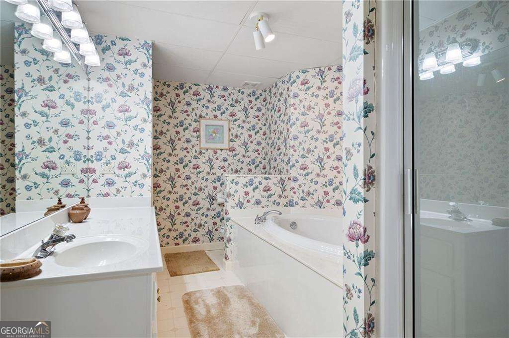 5200 Old Mountain Court NW, Powder Springs