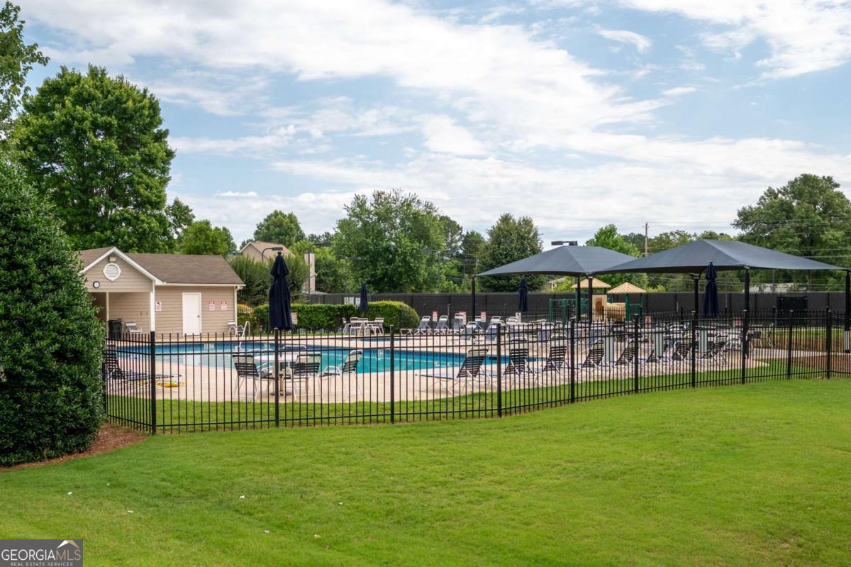 2877 Cressington Bend NW