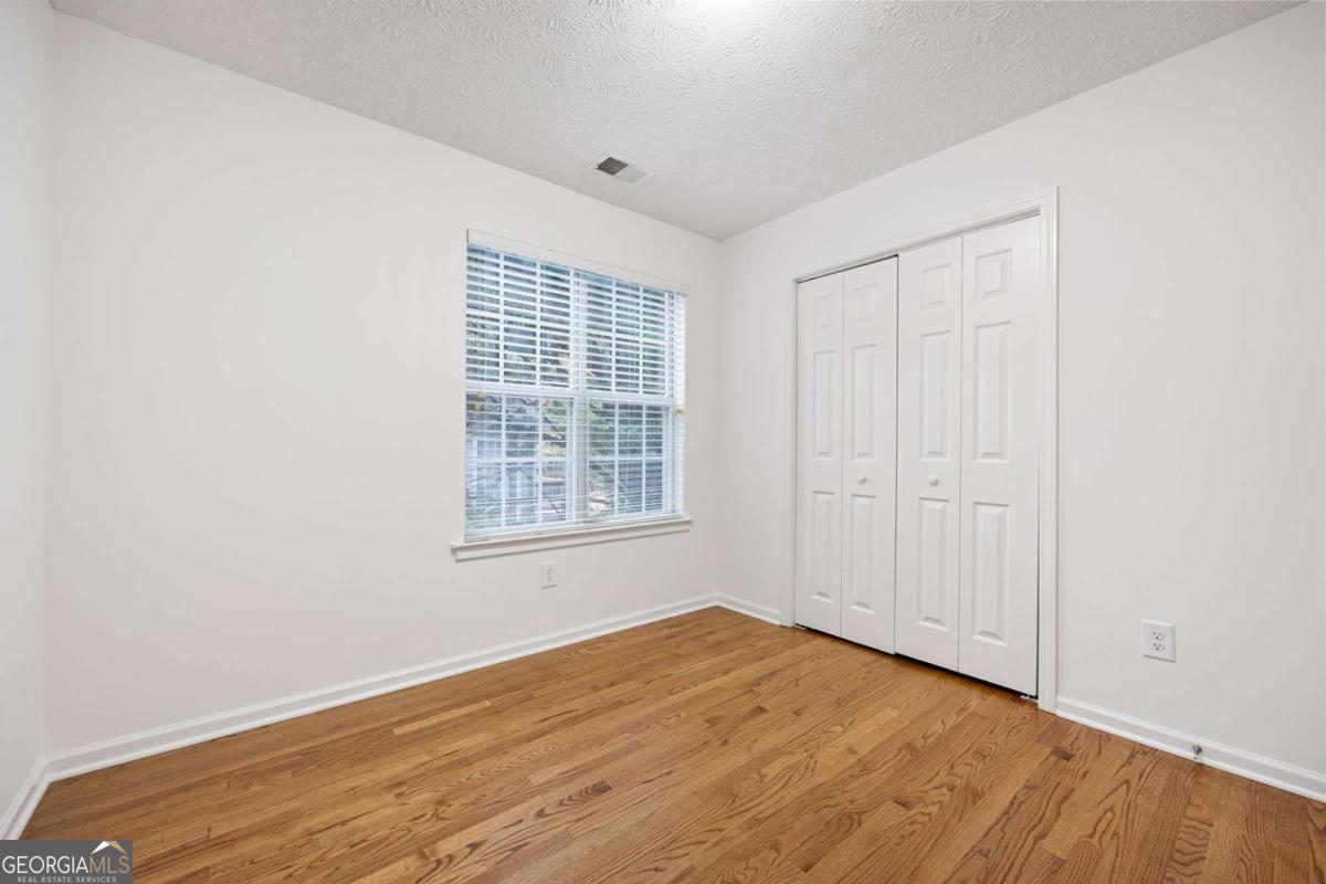 2877 Cressington Bend NW