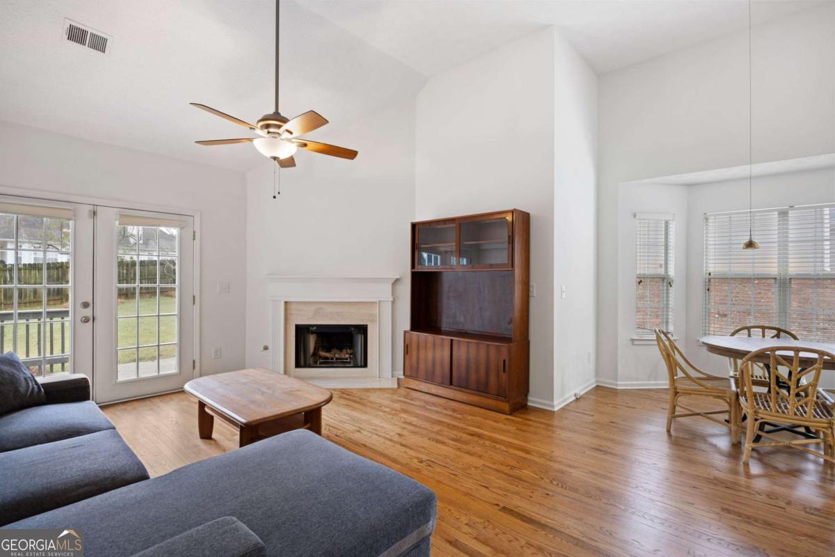 2877 Cressington Bend NW