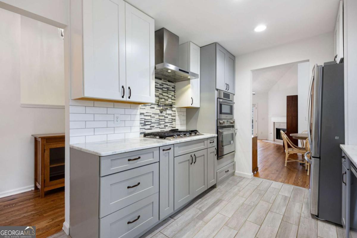 2877 Cressington Bend NW