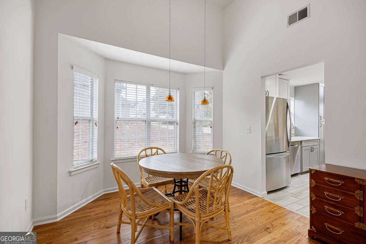 2877 Cressington Bend NW