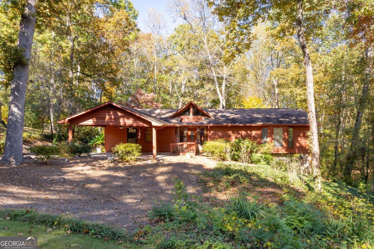 3421 Mill Stream Lane SW