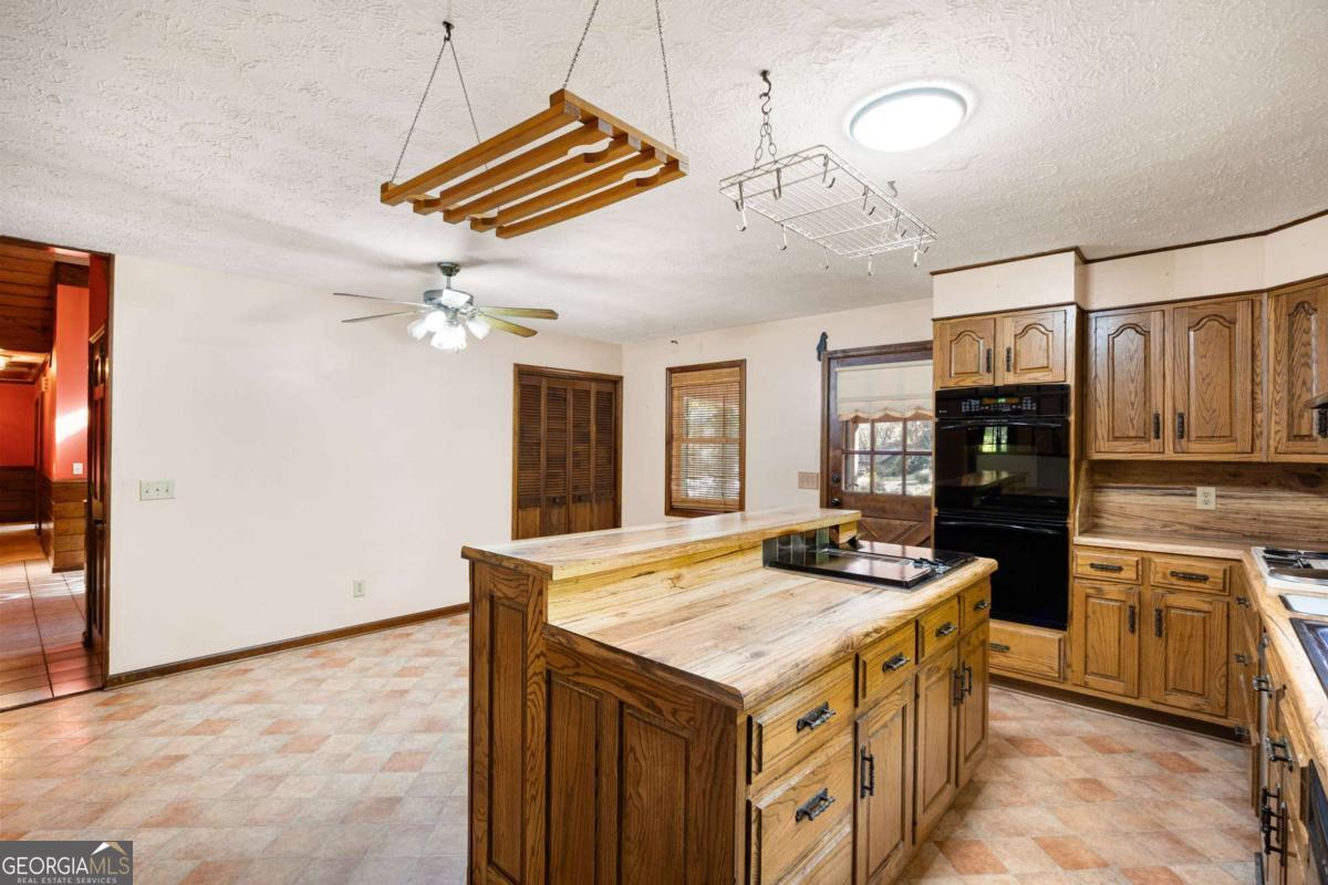 3421 Mill Stream Lane SW