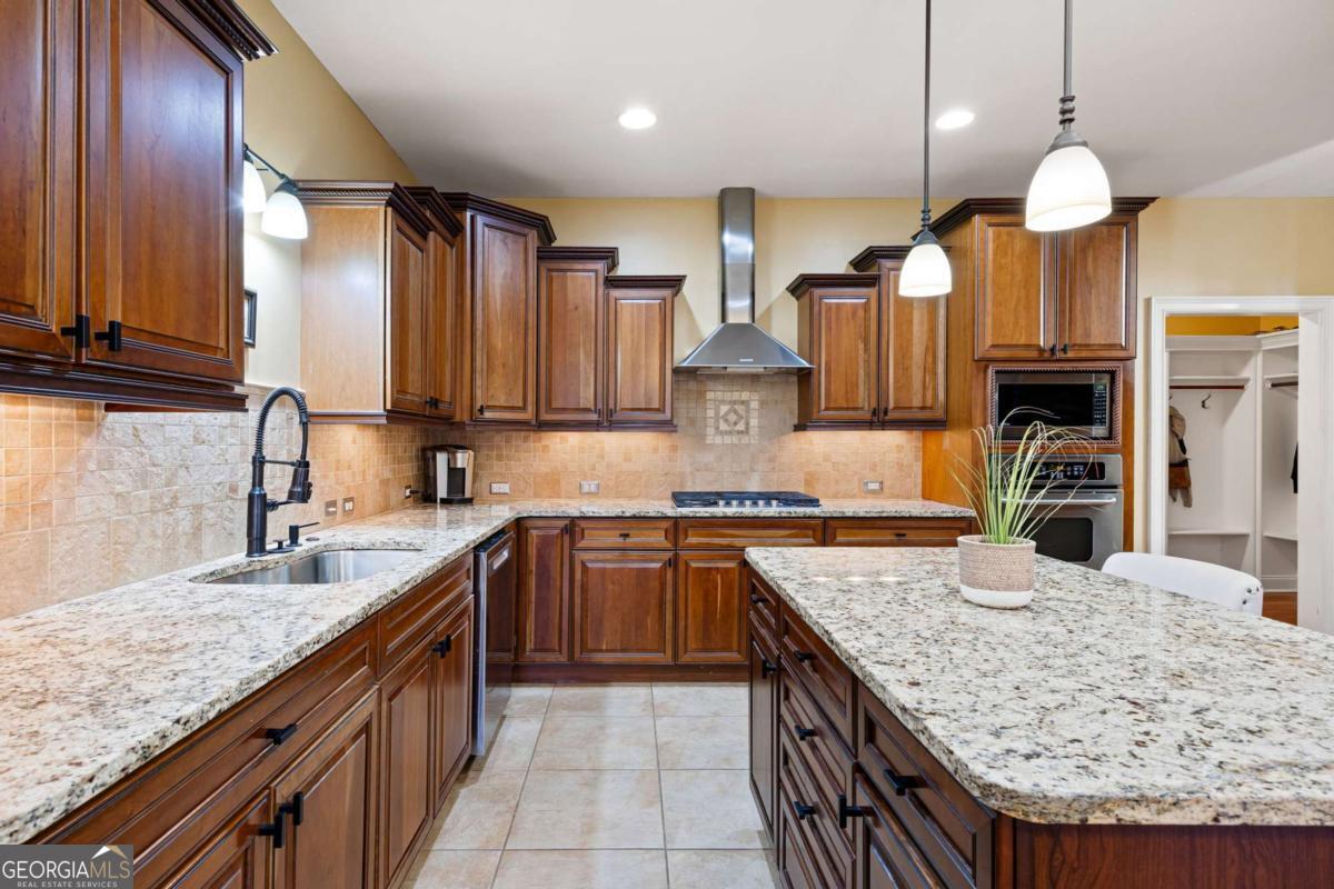 452 Red Mountain Road