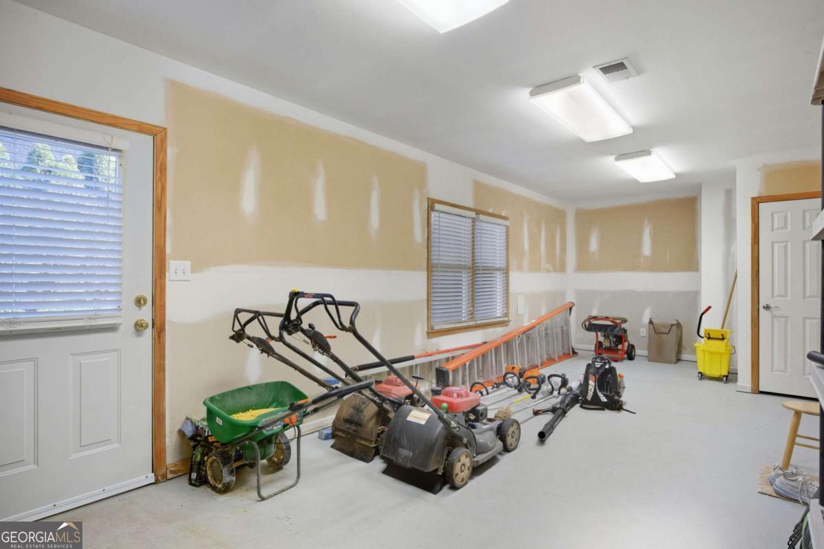 3972 Palisades Main NW