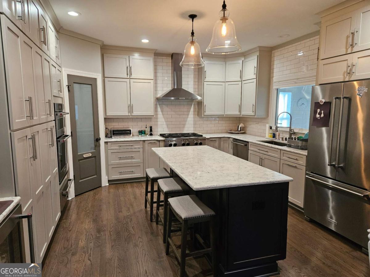 5318 Tallgrass Way NW