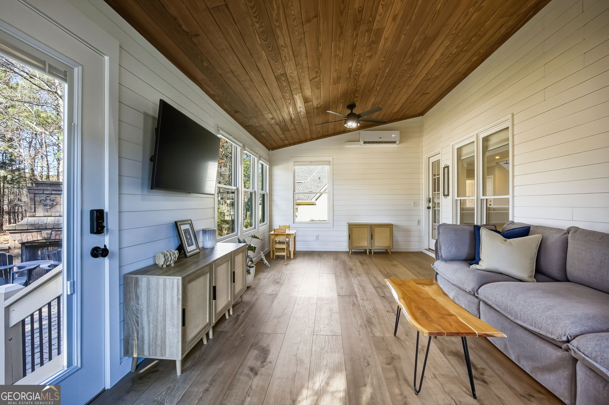 5318 Tallgrass Way NW