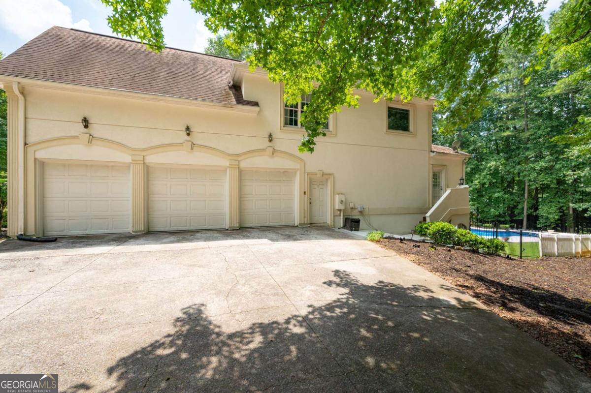 5200 Old Mountain Court NW