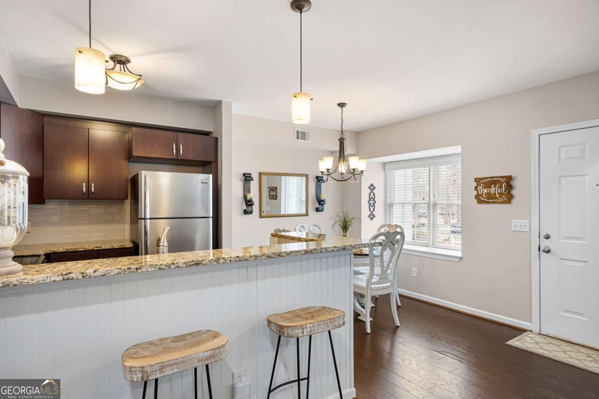 798 Sentinel Ridge SW