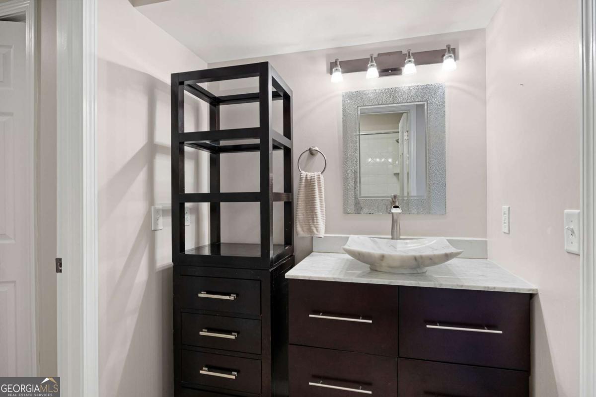 798 Sentinel Ridge SW