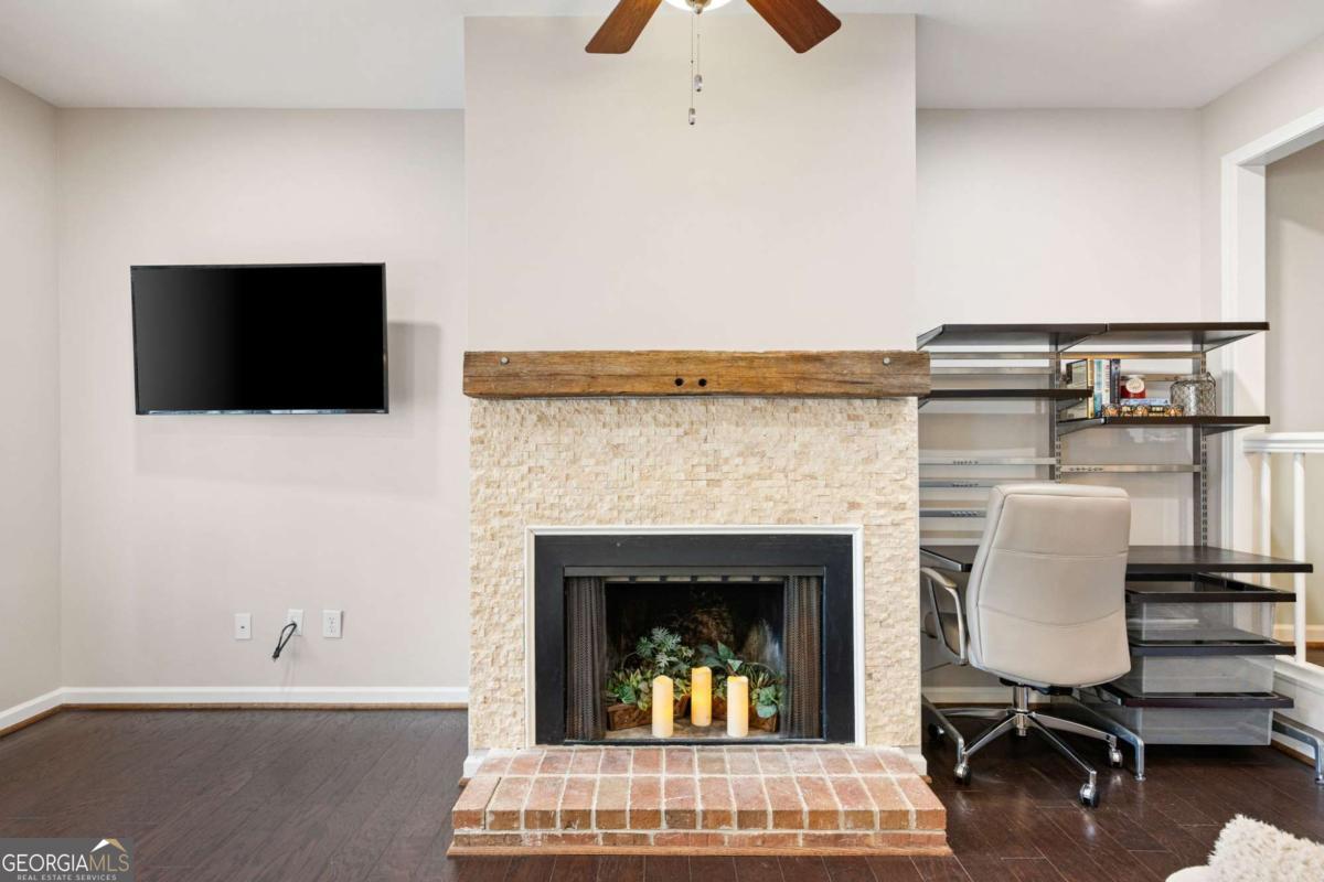 798 Sentinel Ridge SW