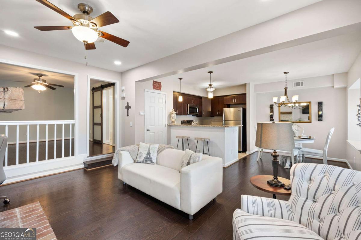 798 Sentinel Ridge SW