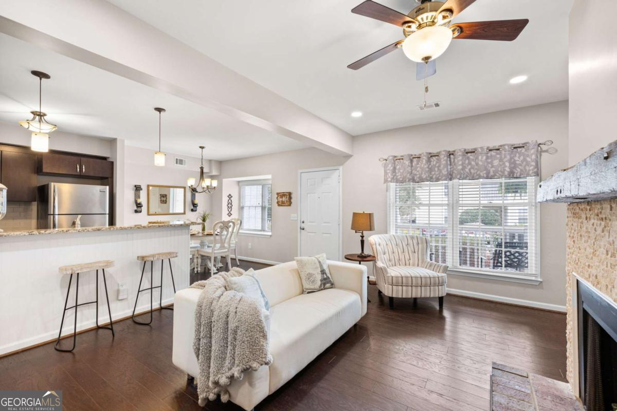 798 Sentinel Ridge SW