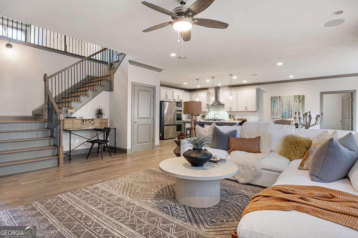 645 Wynnewood Court SW