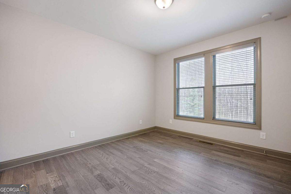 645 Wynnewood Court SW