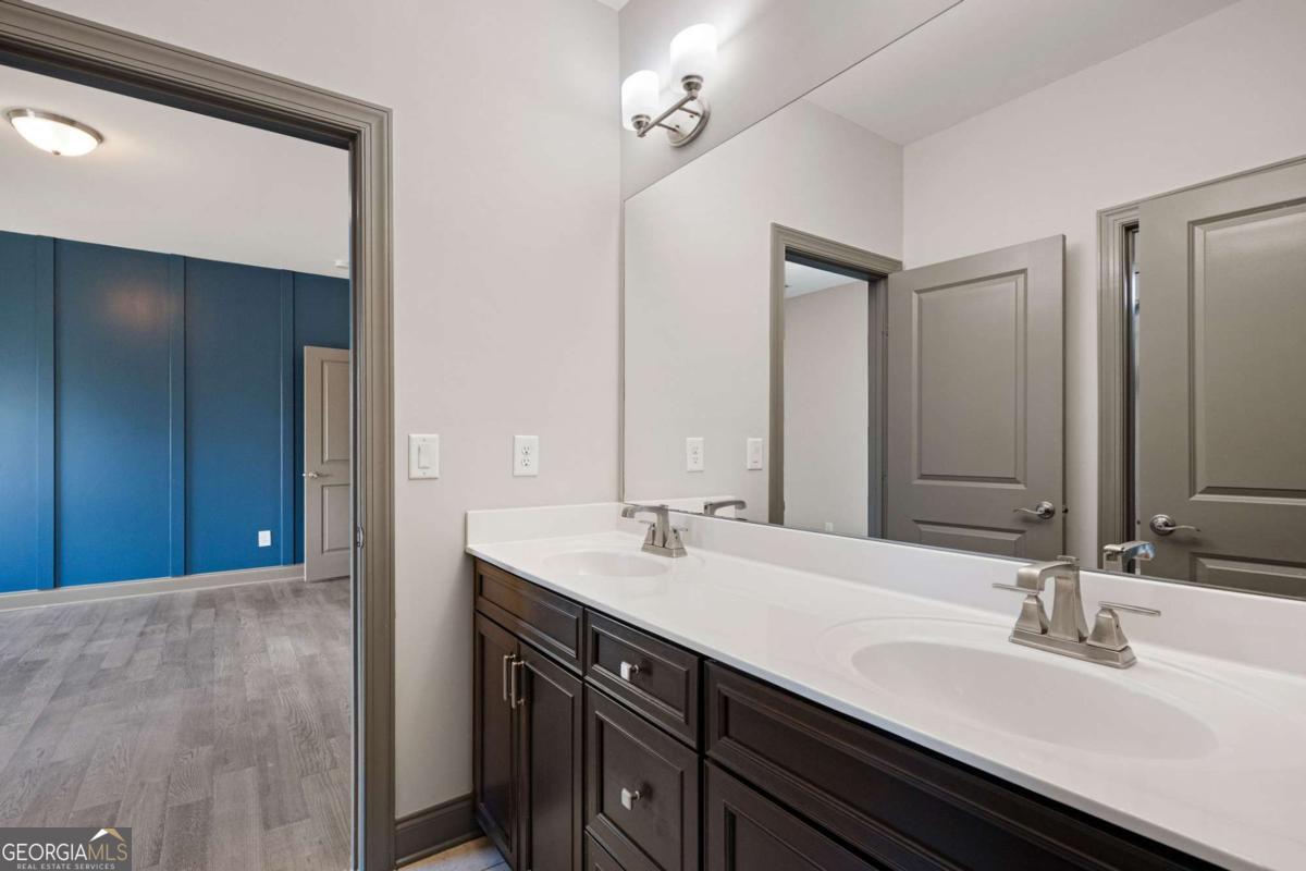 645 Wynnewood Court SW