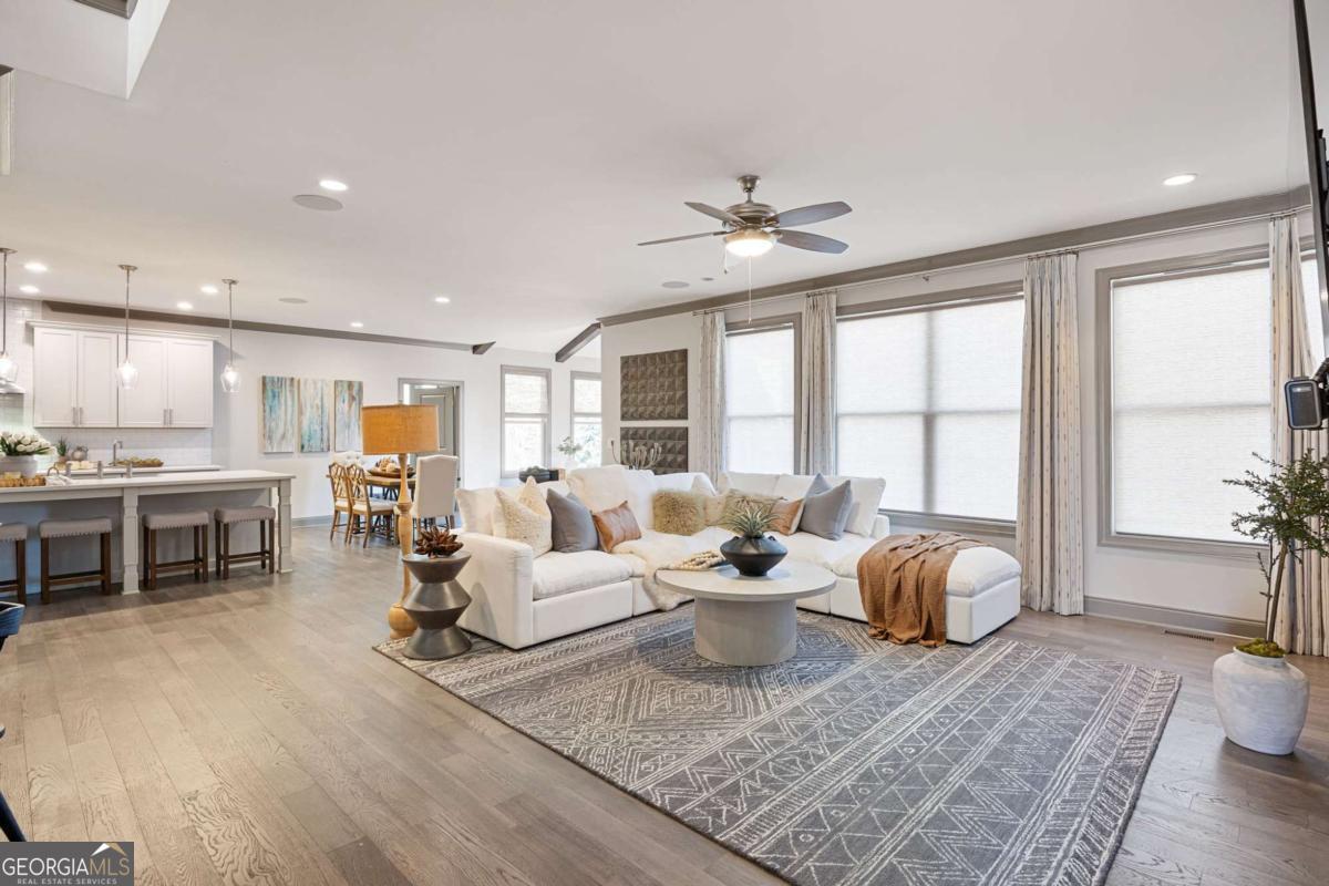 645 Wynnewood Court SW