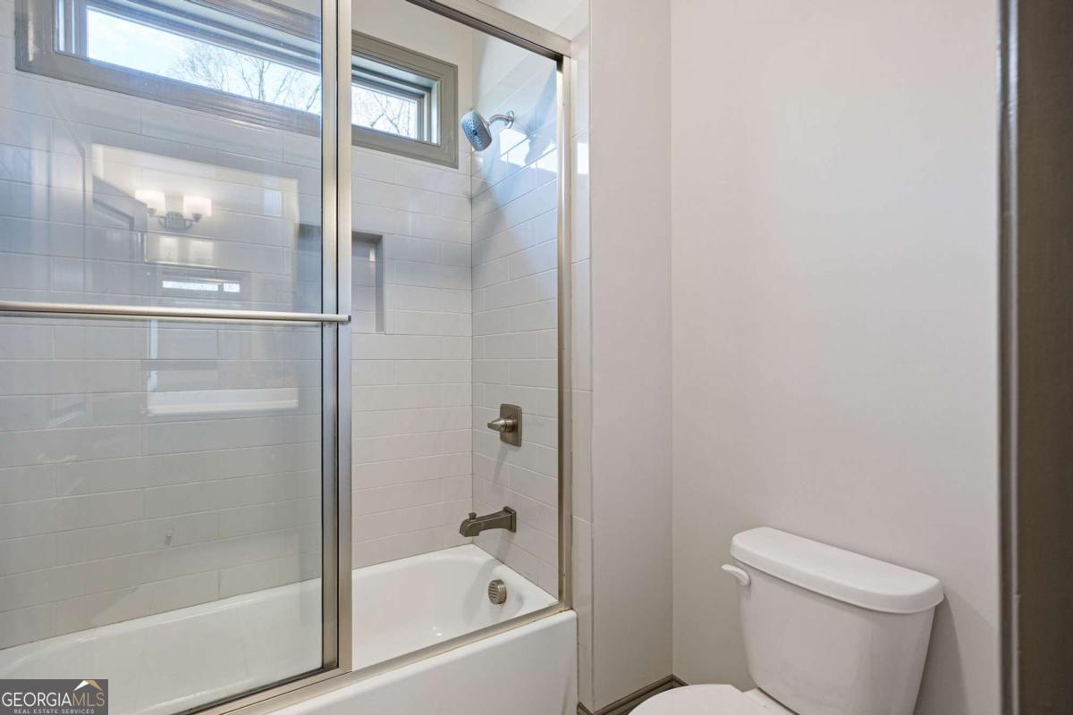 645 Wynnewood Court SW