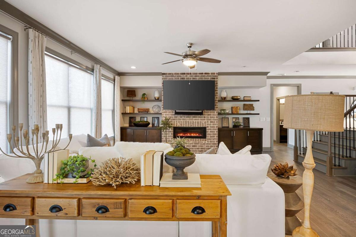 645 Wynnewood Court SW