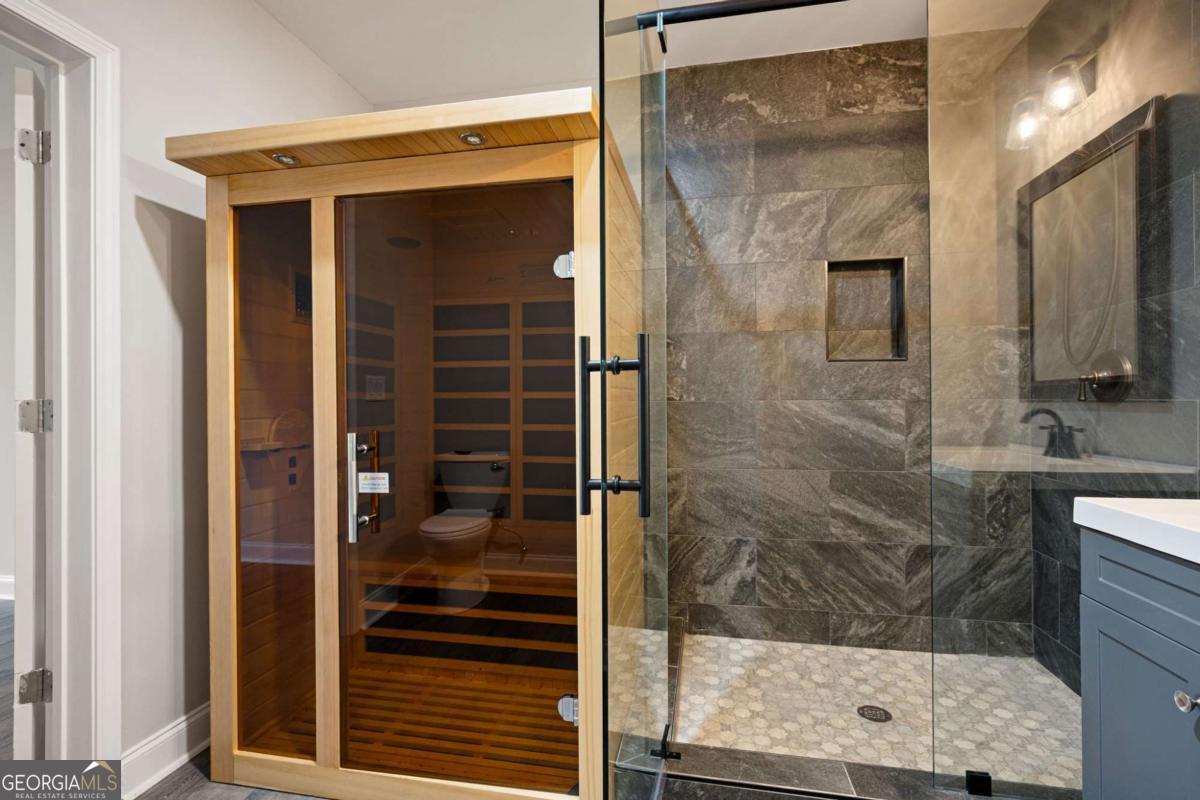 645 Wynnewood Court SW