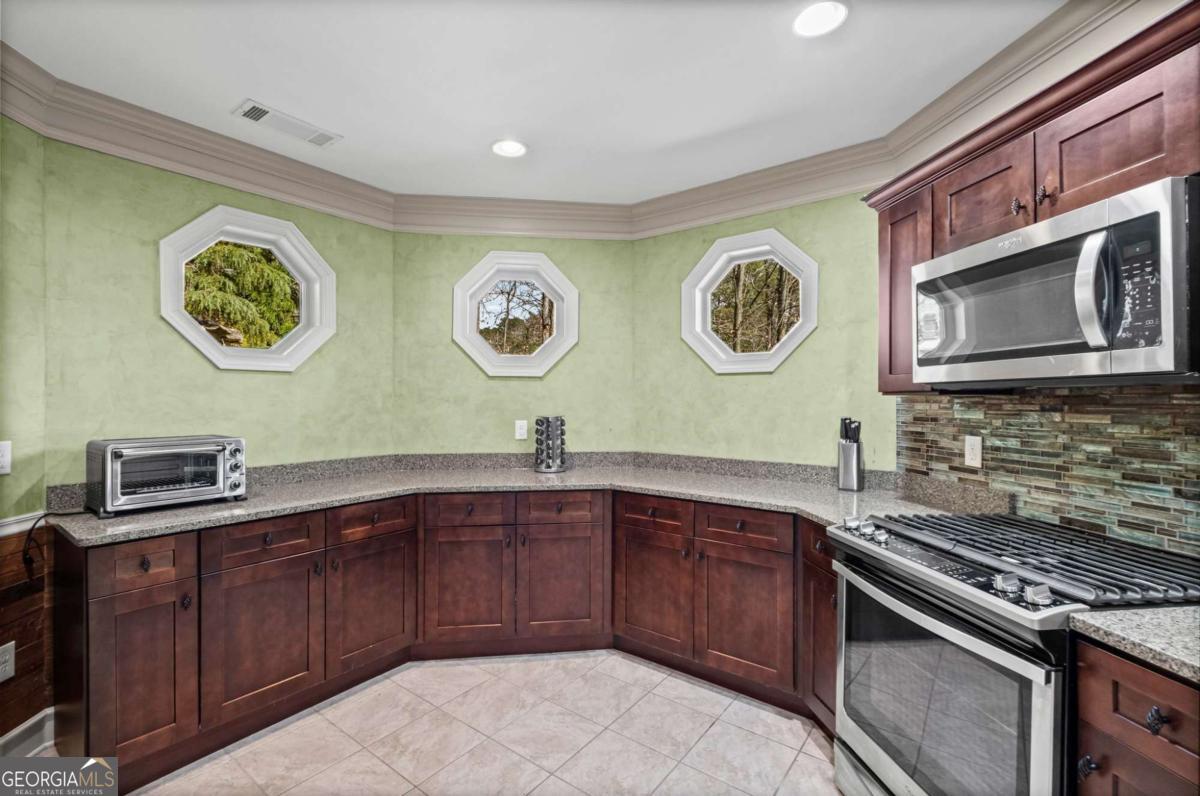 108 Waters Edge Drive